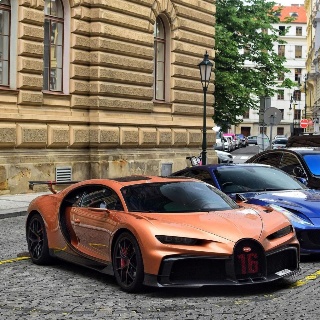 BMW Car Pictures