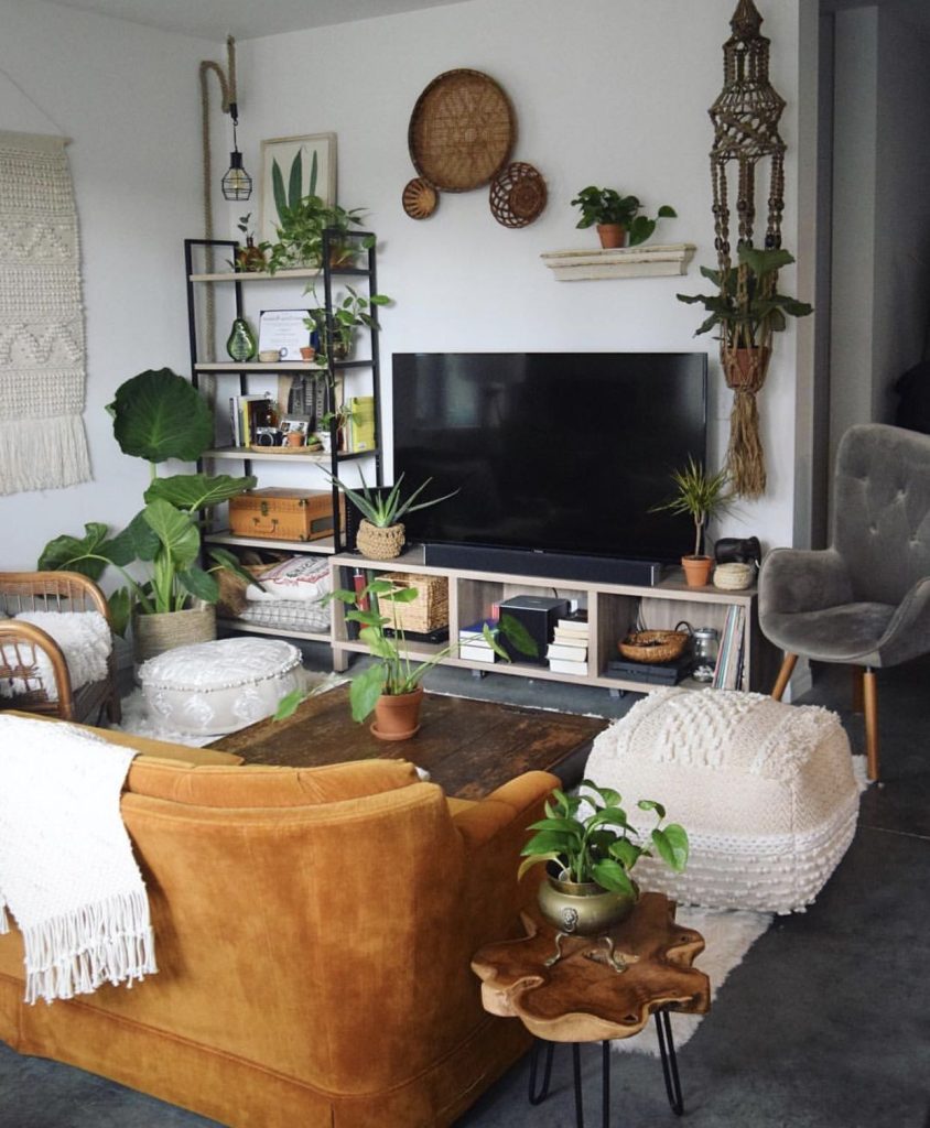 TV wall | Eclectic living room, Living room decor modern, Apartment