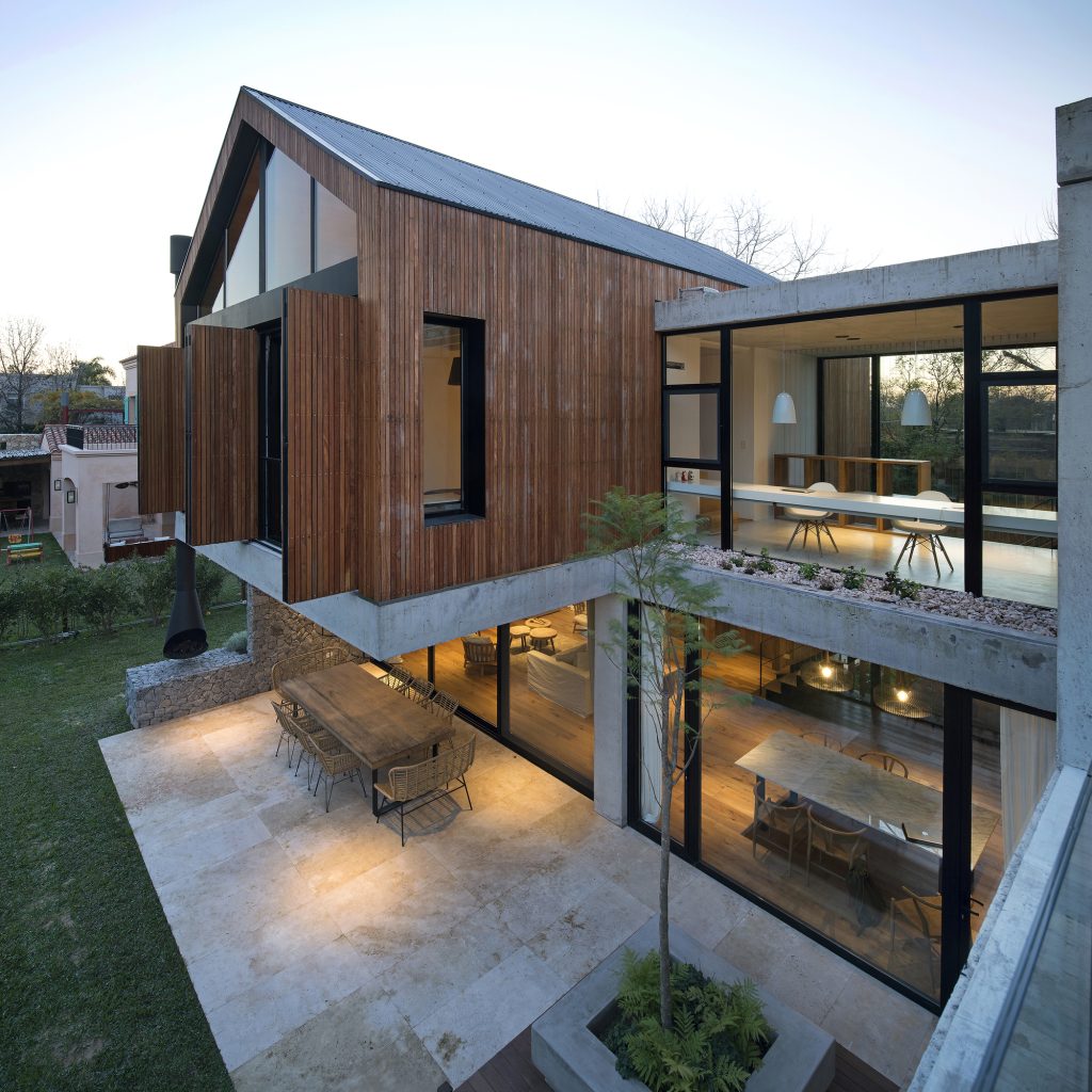 Gallery of Carol House / Estudio LAK - 12