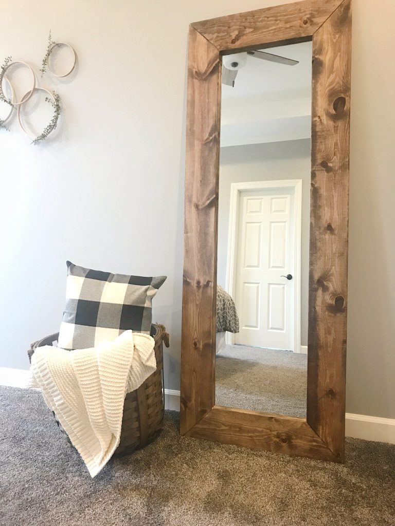 How to Build a DIY Wood Mirror Frame - The Holtz House | Diy wood