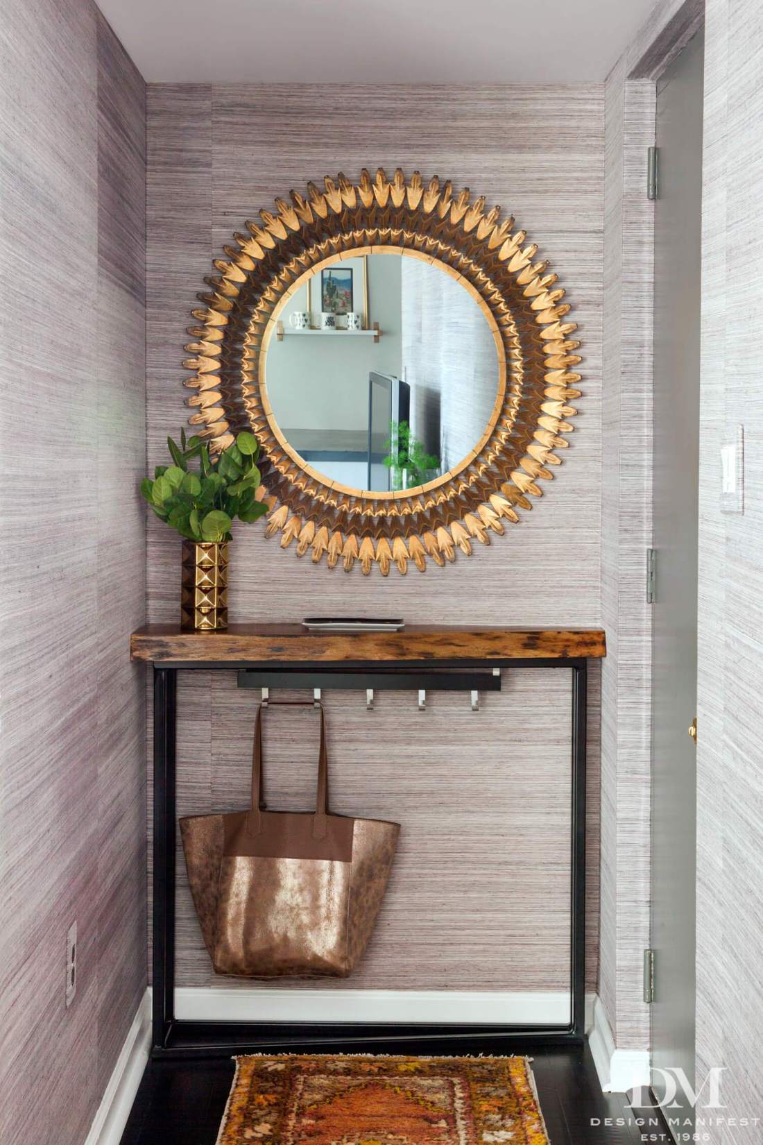 50 Entryway Mirror Decor Ideas to Make the Space Extra Special