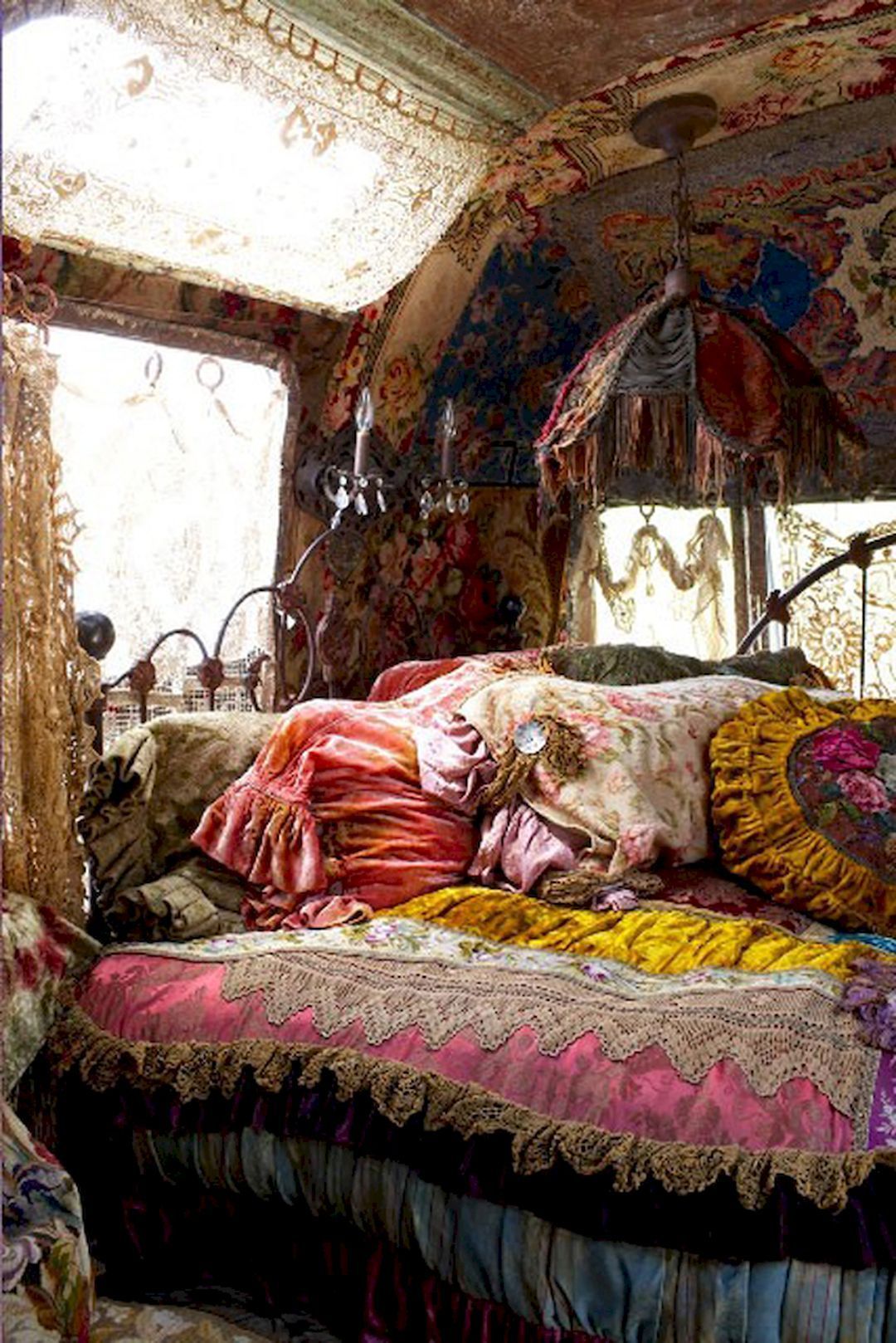 home_decor - Wonderful 10 Unique Victorian Bohemian Decor Ideas