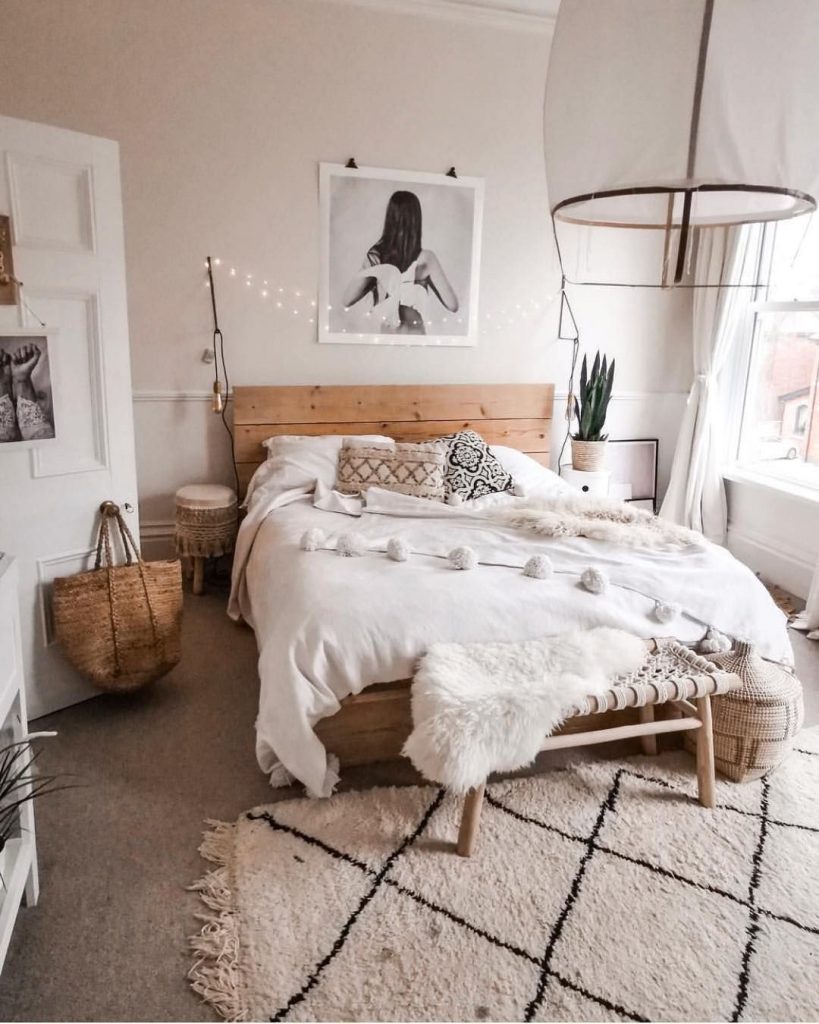 Bohemian Minimalist Bedroom Ideas with Urban Outfiters | Minimalist