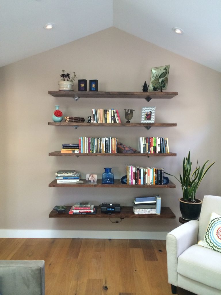 Minimalist bookshelf design | Bookshelf design, Minimalist bookshelves