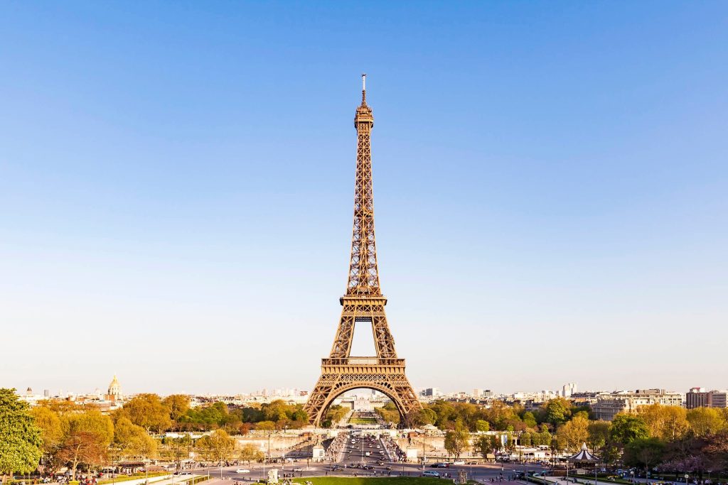 Can You Guess the Country from Its Famous Landmark? | Reader's Digest