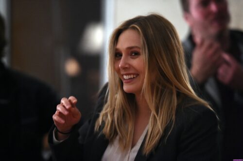 Behind the Scenes - 004 - Elizabeth Olsen Source / Photo Archive (With