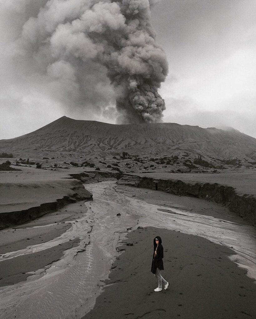 Mount Bromo Eruption, Mount Bromo Eruption March 2019