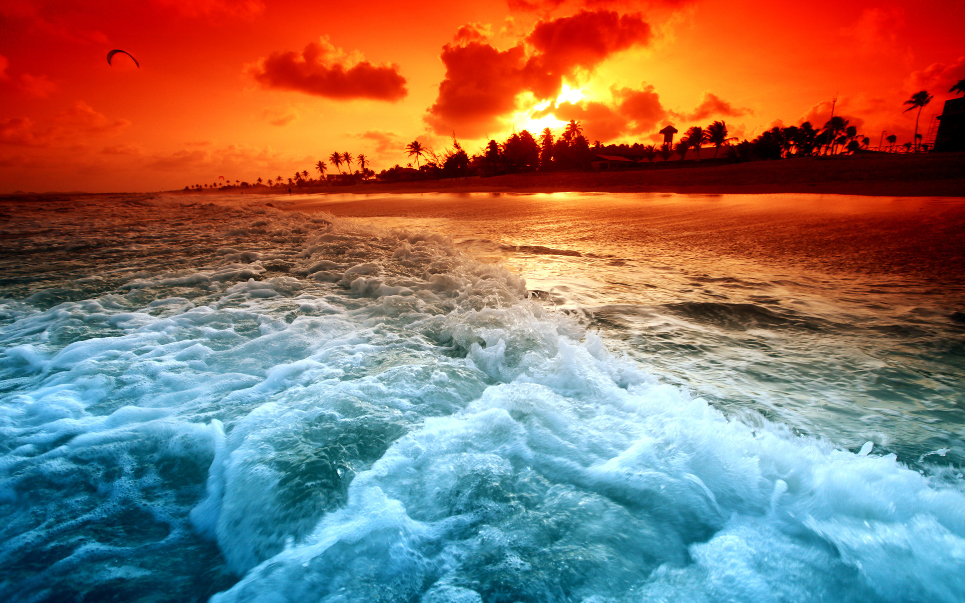 Breathtaking Ocean Waves With Firing Sunset - Wallpaper