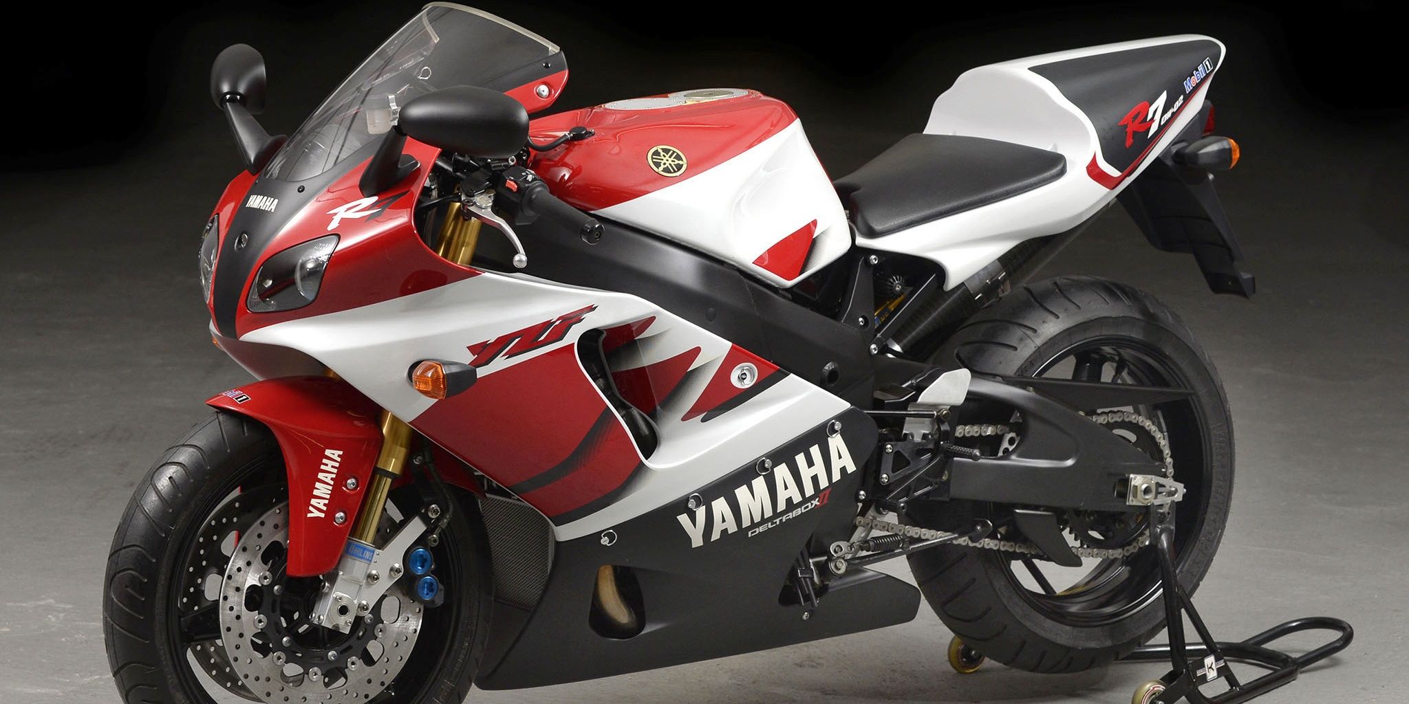 A Detailed Look Back At The Original Yamaha YZF-R7
